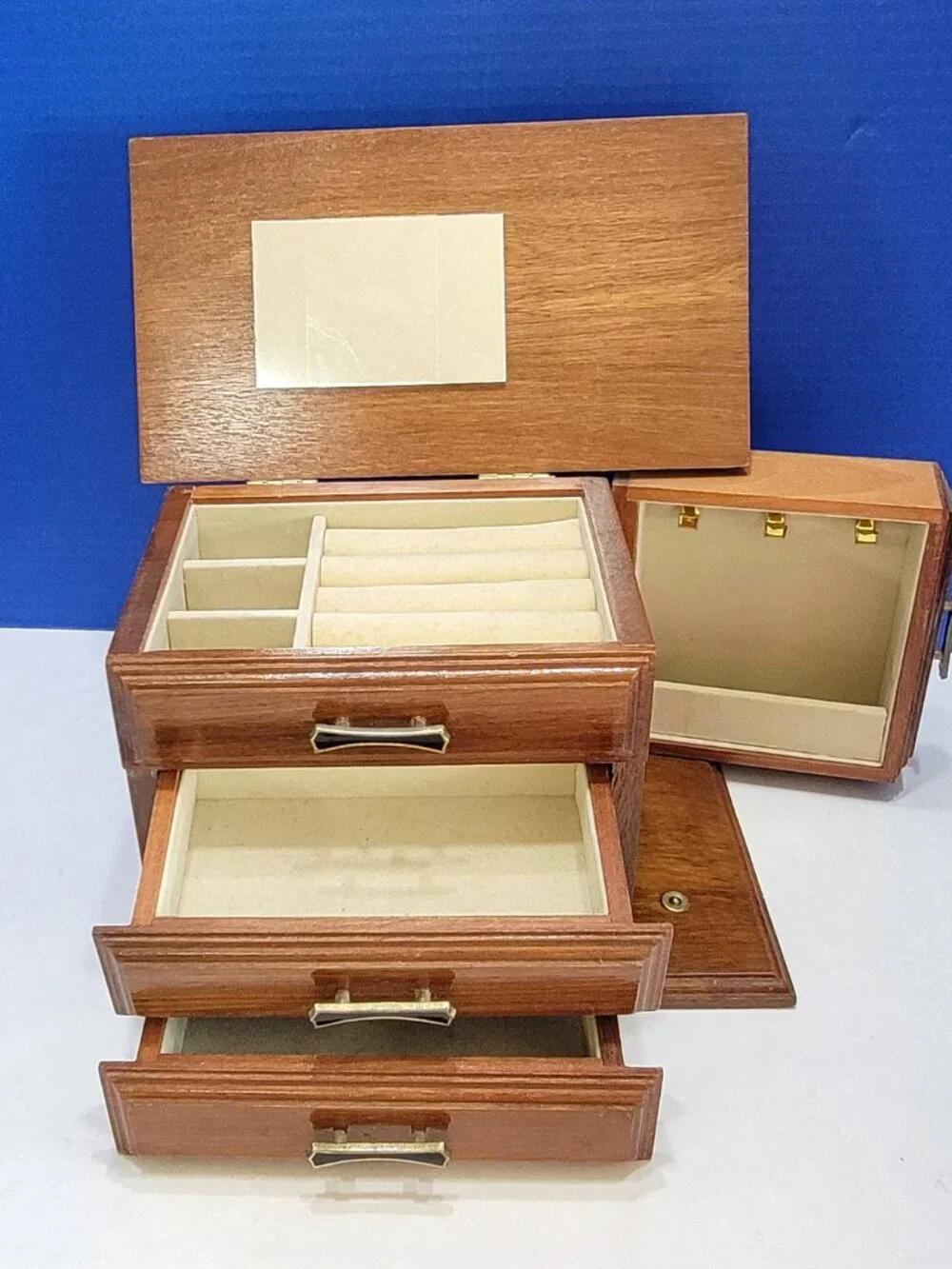 Vintage Wood Jewelry Box with Black Handles Music Box